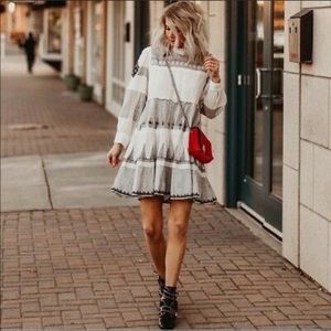 ✨NWOT Zara Mini Dress with Contrasting Embroidery